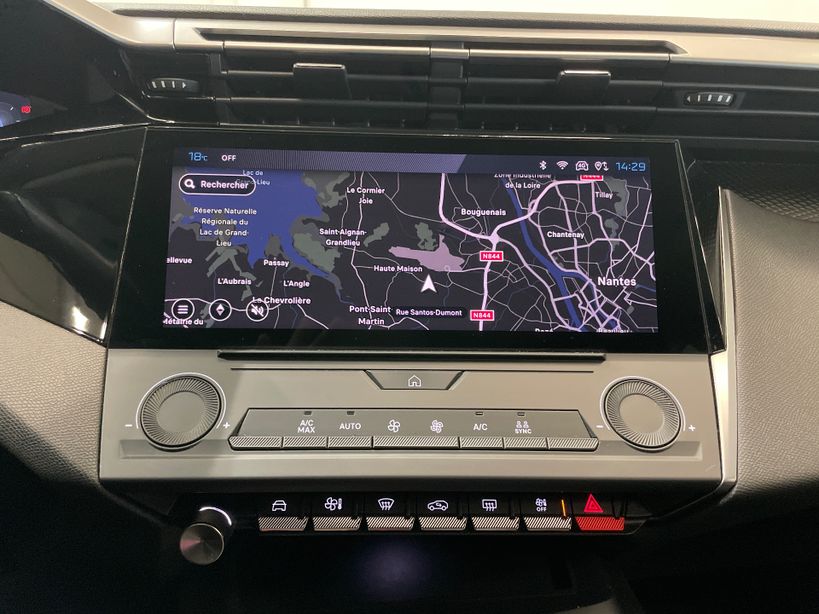 PEUGEOT 308 2022 - Photo n°13