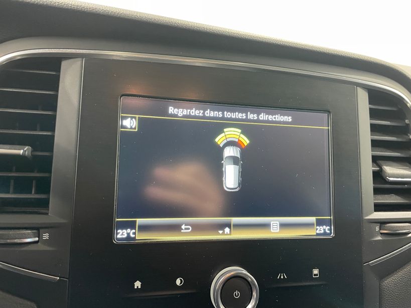 RENAULT MEGANE IV BERLINE BUSINESS 2020 - Photo n°18