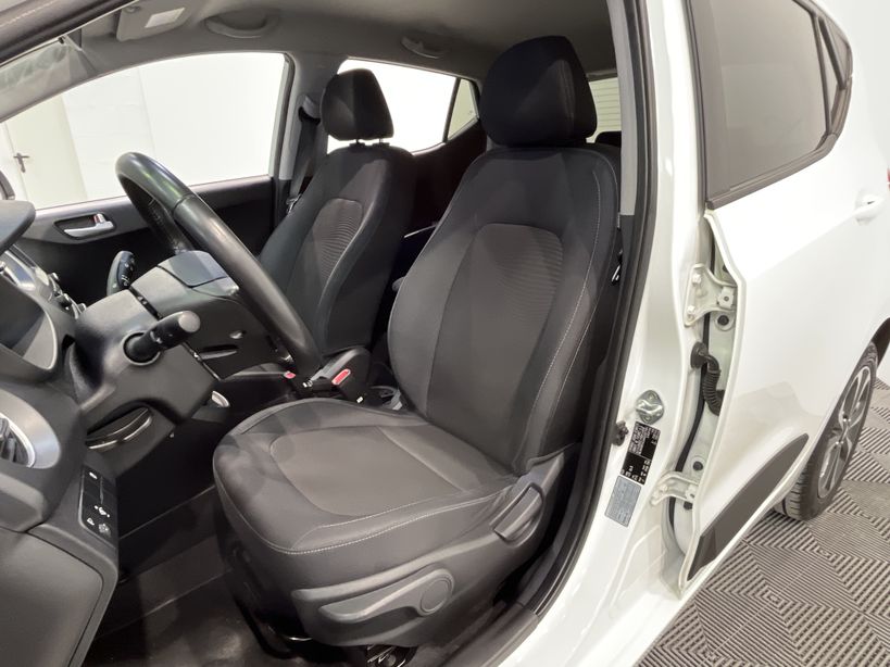 HYUNDAI i10 2016 - Photo n°10