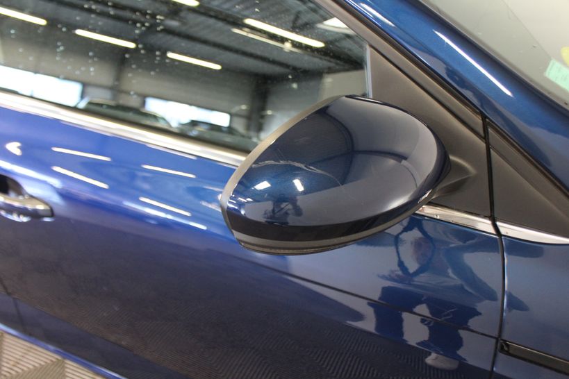 RENAULT MEGANE IV ESTATE 2017 - Photo n°1
