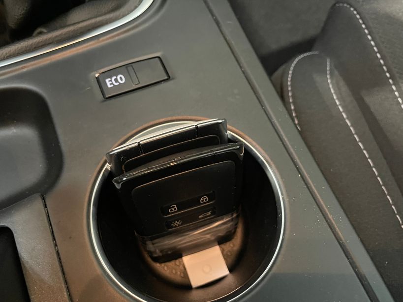 RENAULT MEGANE IV ESTATE 2022 - Photo n°27