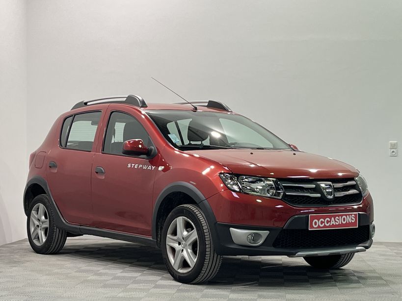 DACIA SANDERO 2015 - Photo n°2