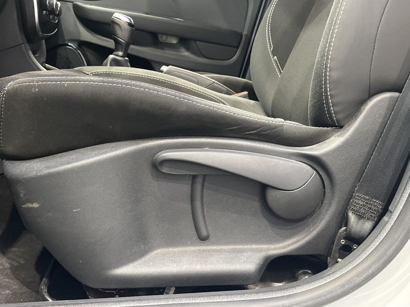 RENAULT CLIO IV SOCIETE 2018 - Photo n°32