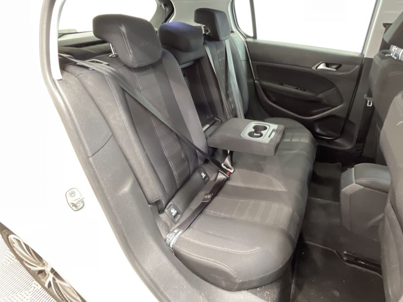 PEUGEOT 308 2015 - Photo n°40
