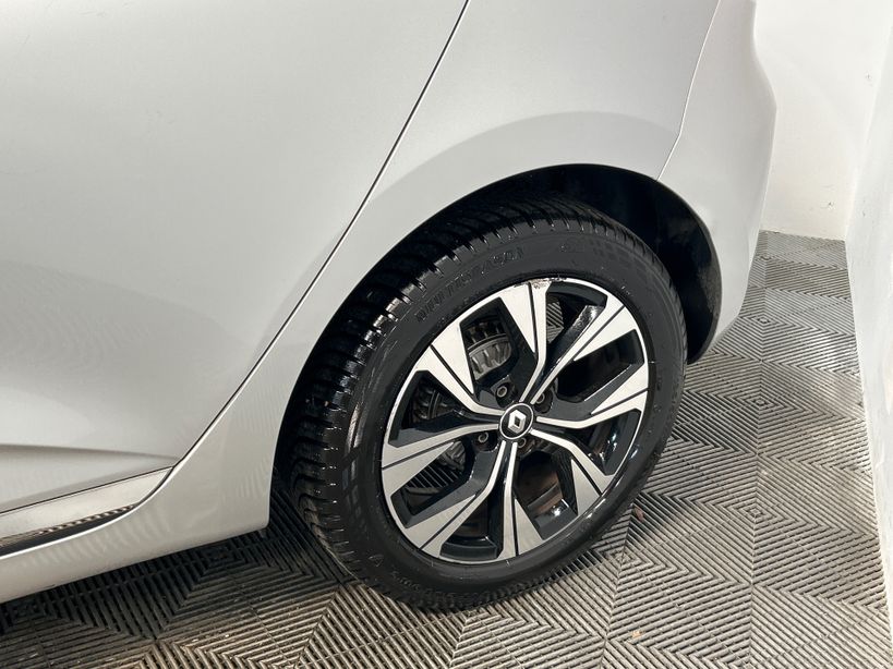 RENAULT CLIO V 2022 - Photo n°8