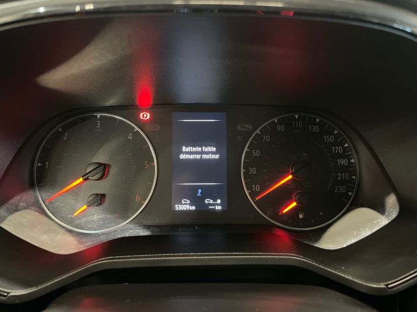 RENAULT CLIO V 2021 - Photo n°11