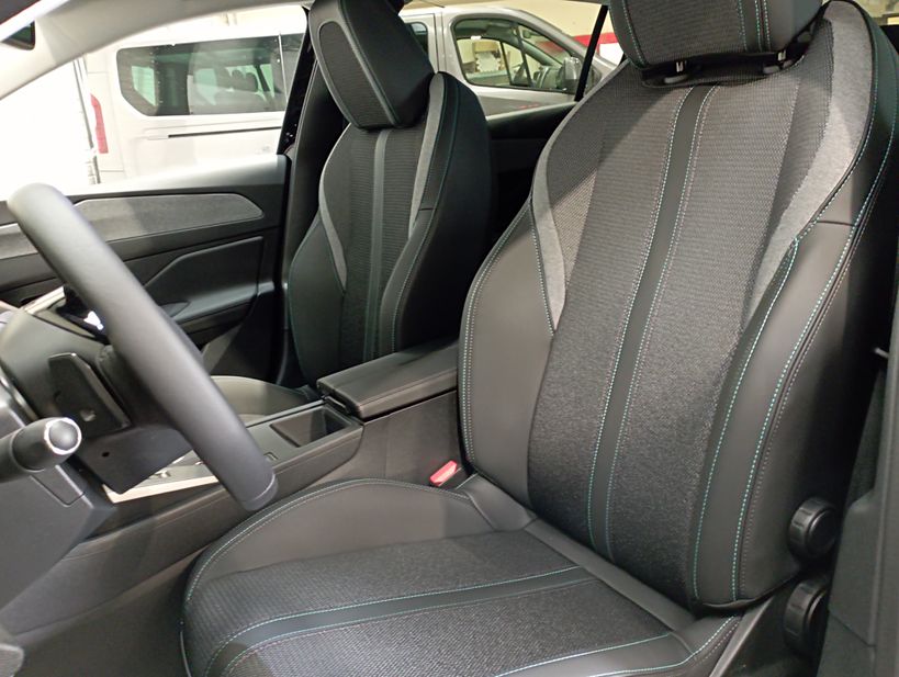 PEUGEOT 308 2025 - Photo n°11
