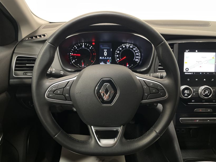 RENAULT MEGANE IV BERLINE 2022 - Photo n°11
