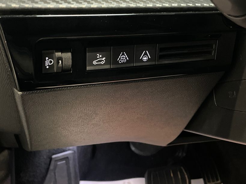 PEUGEOT 508 SW 2021 - Photo n°38