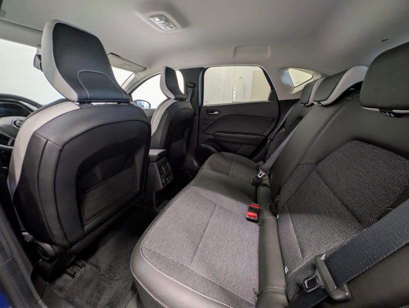 RENAULT CAPTUR 2023 - Photo n°18