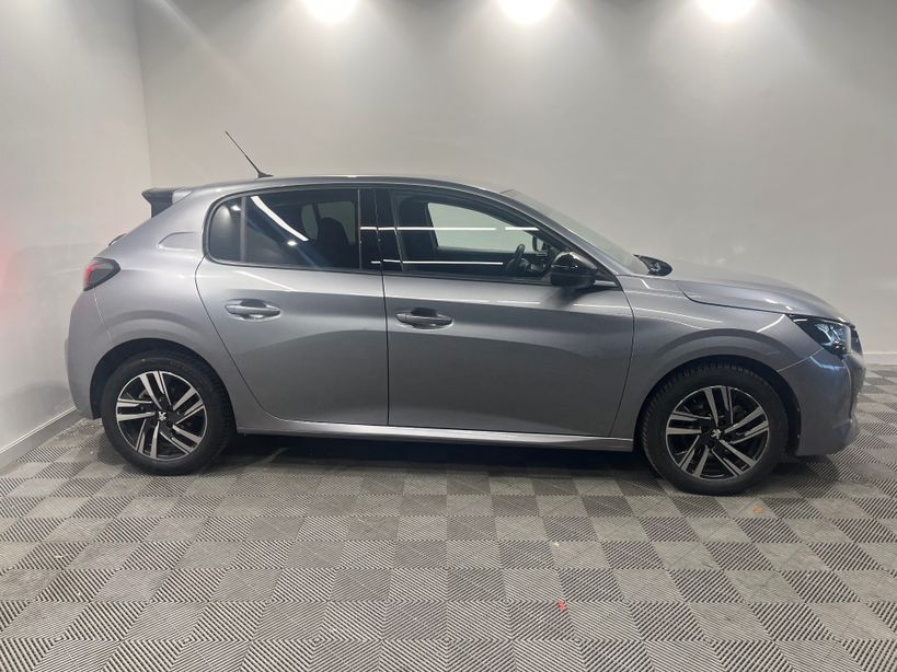 PEUGEOT 208 2023 - Photo n°4