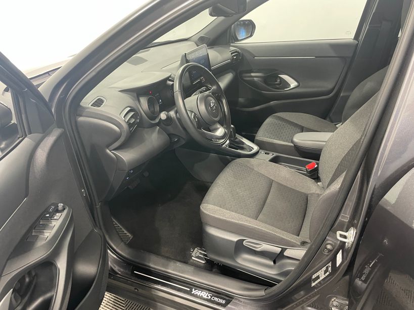 TOYOTA YARIS CROSS HYBRIDE 2023 - Photo n°28