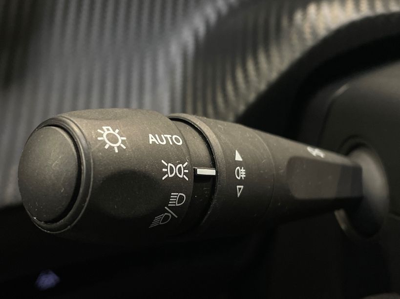 PEUGEOT 208 2023 - Photo n°27