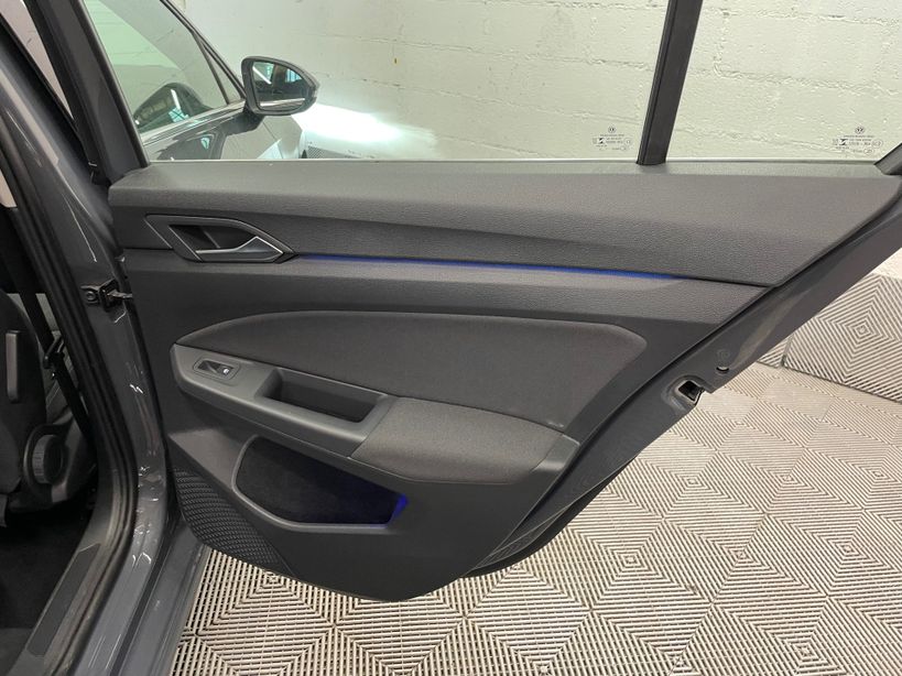 VOLKSWAGEN GOLF 2022 - Photo n°38