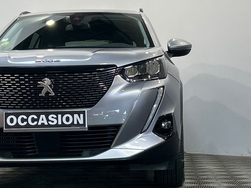 PEUGEOT 2008 BUSINESS 2021 - Photo n°6