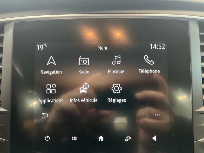 RENAULT MEGANE IV BERLINE 2022 - Photo n°15