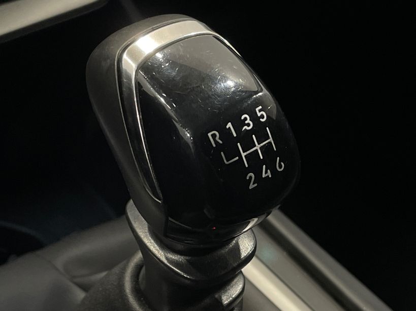 PEUGEOT 308 2023 - Photo n°18