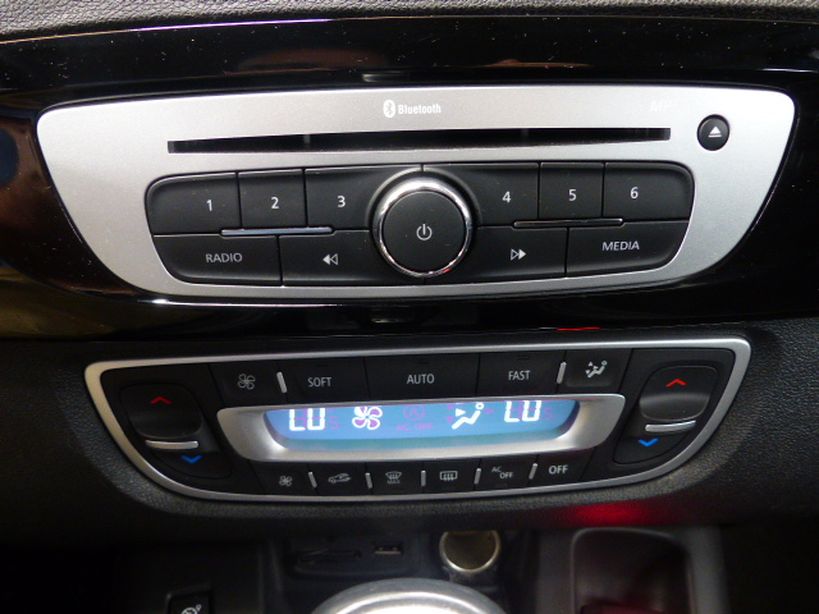 RENAULT SCENIC III 2016 - Photo n°15