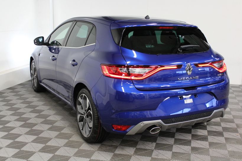 RENAULT MEGANE IV BERLINE 2019 - Photo n°5