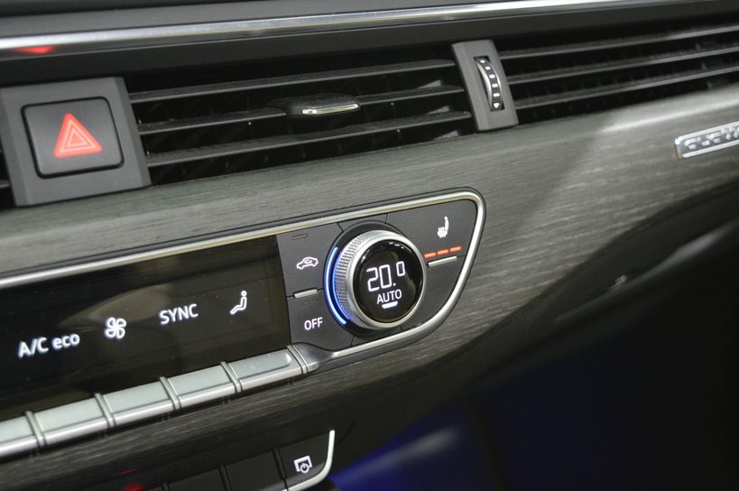 AUDI A4 2016 - Photo n°21