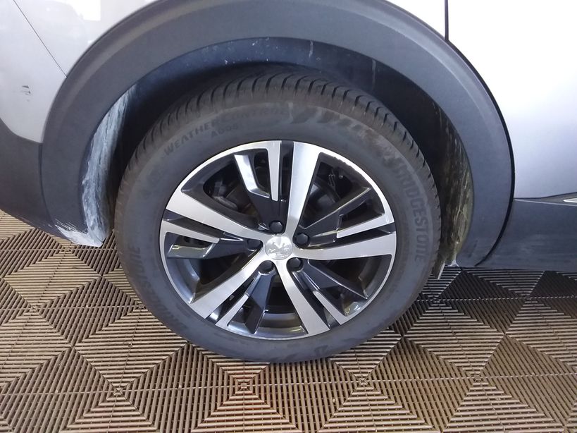 PEUGEOT 5008 2019 - Photo n°13