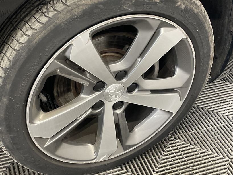 PEUGEOT 308 2021 - Photo n°6