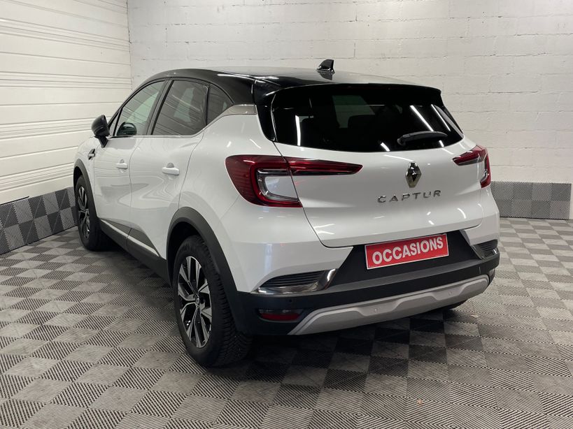 RENAULT CAPTUR 2023 - Photo n°8