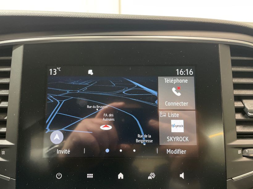 RENAULT MEGANE IV BERLINE 2023 - Photo n°14