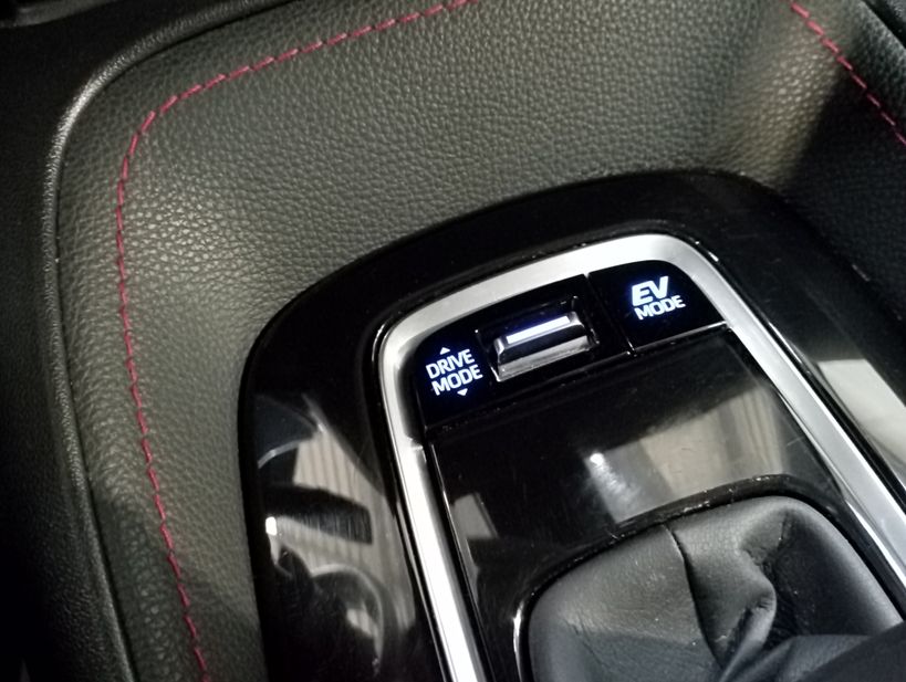TOYOTA COROLLA HYBRIDE 2021 - Photo n°23