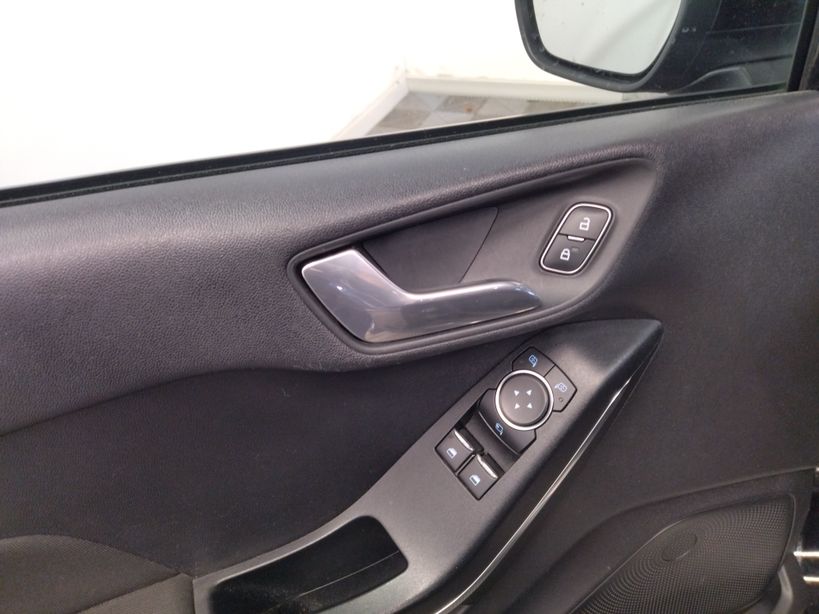 FORD FIESTA 2018 - Photo n°23