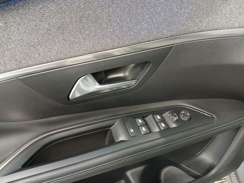 PEUGEOT 5008 2023 - Photo n°27