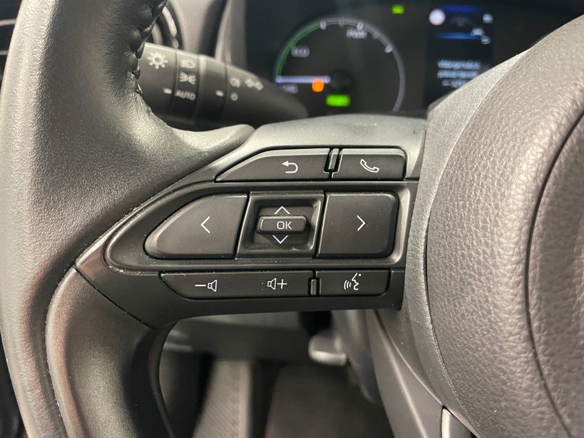 TOYOTA YARIS HYBRIDE 2025 - Photo n°12