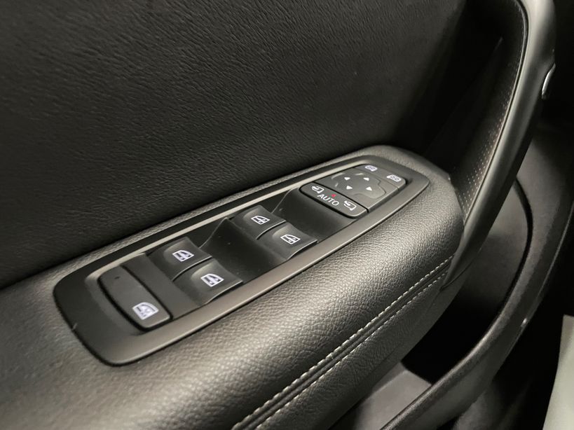 RENAULT MEGANE IV BERLINE 2022 - Photo n°16