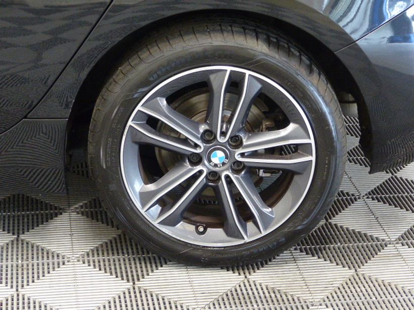BMW SERIE 1 F40 2020 - Photo n°23