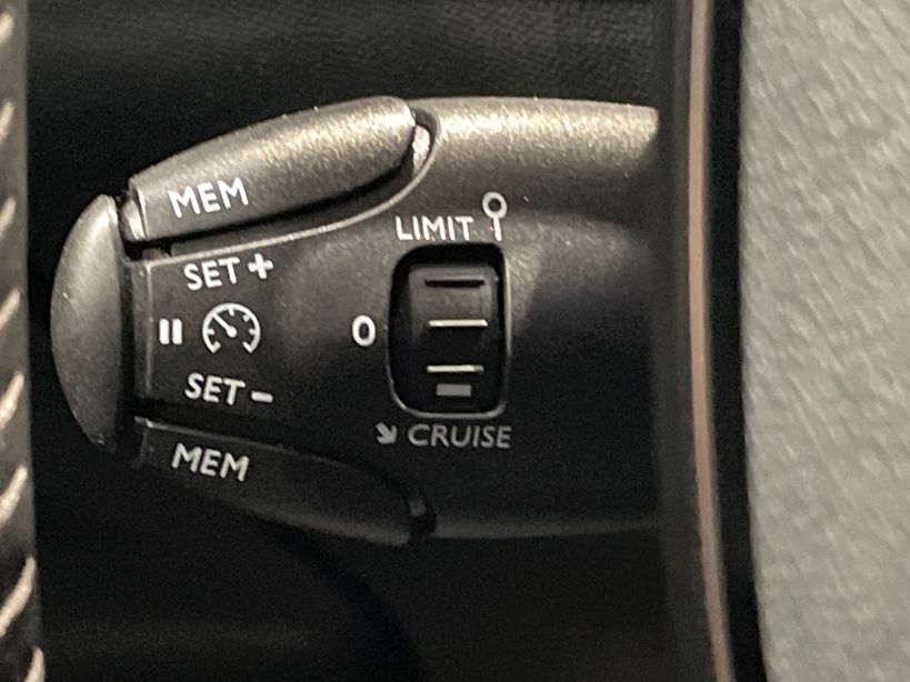 PEUGEOT 2008 2022 - Photo n°31