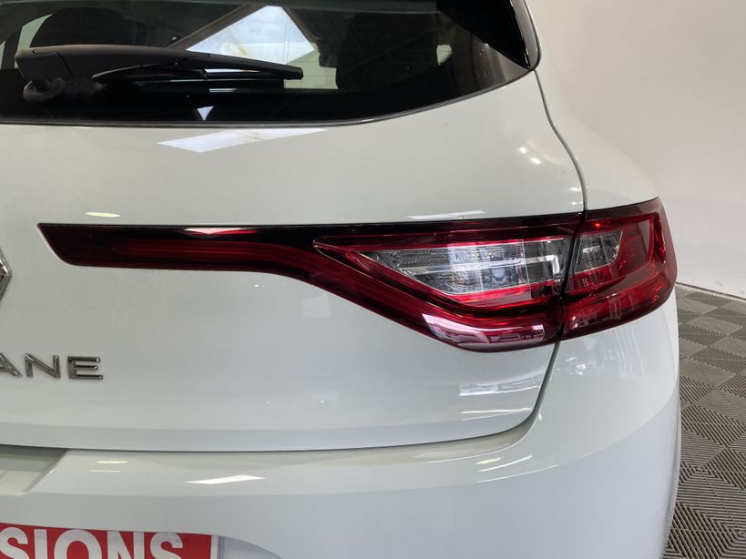 RENAULT MEGANE IV BERLINE BUSINESS 2020 - Photo n°8