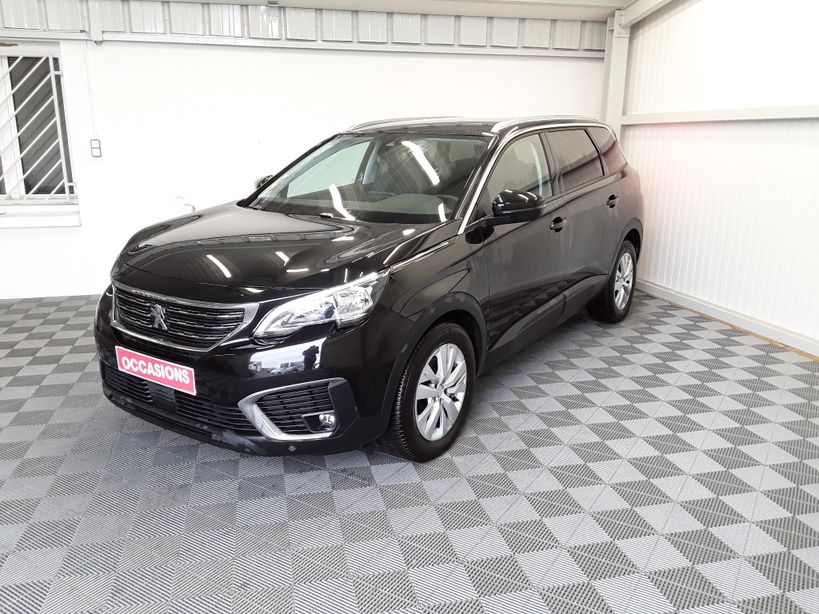 PEUGEOT 5008 2017 - Photo n°1