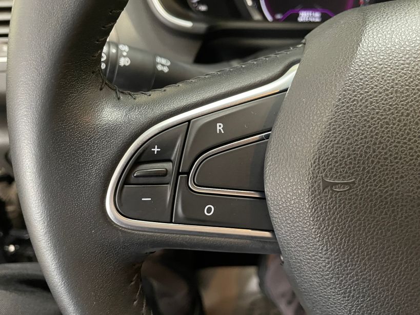 RENAULT MEGANE IV BERLINE BUSINESS 2020 - Photo n°29