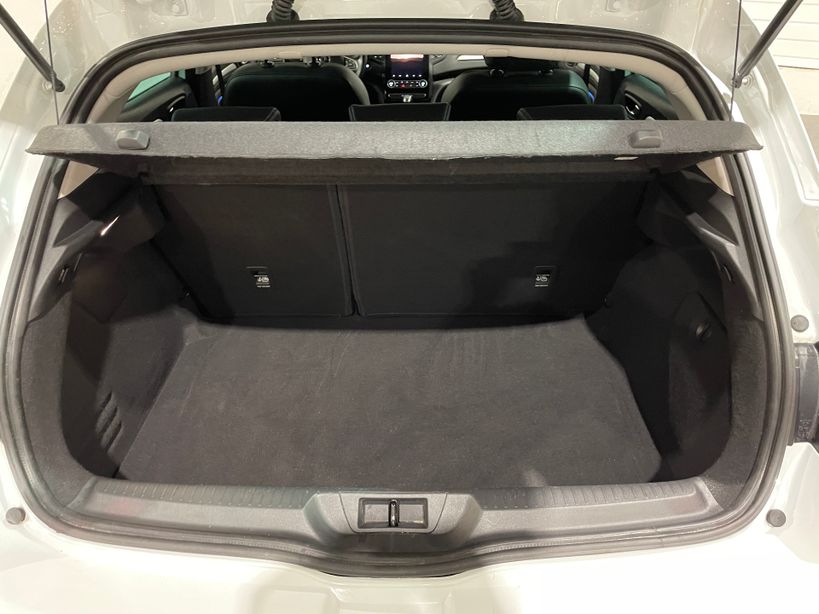 RENAULT MEGANE IV BERLINE 2022 - Photo n°40