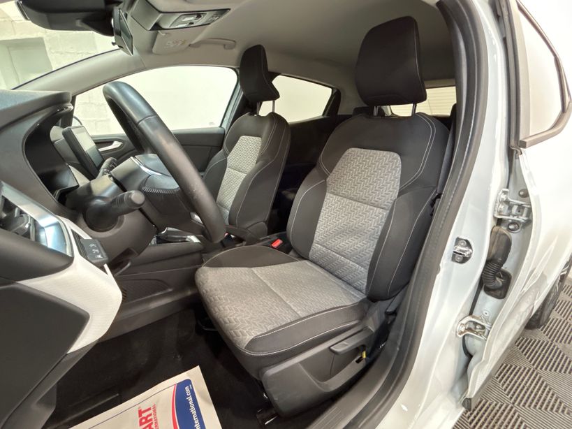 RENAULT CLIO V 2022 - Photo n°9