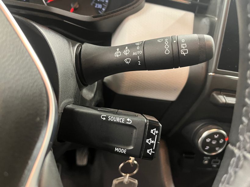 RENAULT CLIO V 2023 - Photo n°14