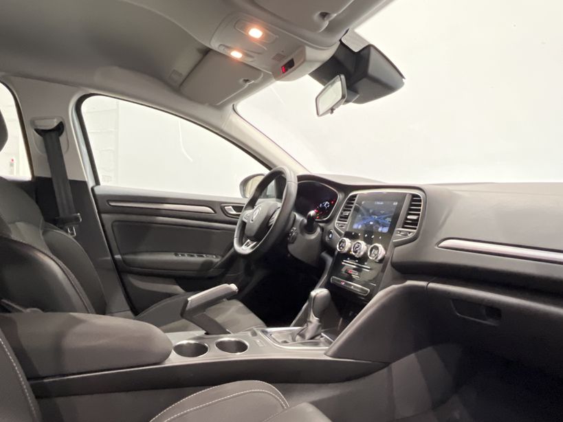 RENAULT MEGANE IV ESTATE 2022 - Photo n°21