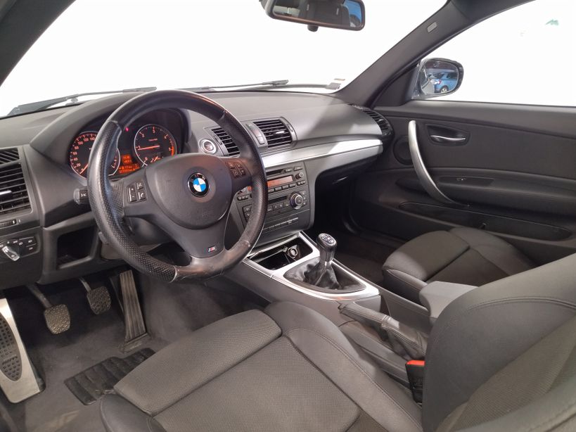 BMW SERIE 1 COUPE E82 LCI 2013 - Photo n°30