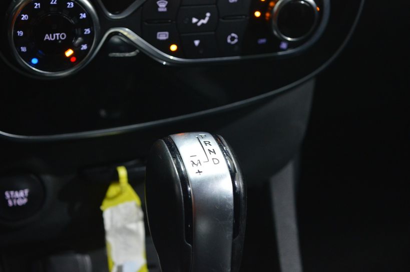 RENAULT CLIO IV 2018 - Photo n°15