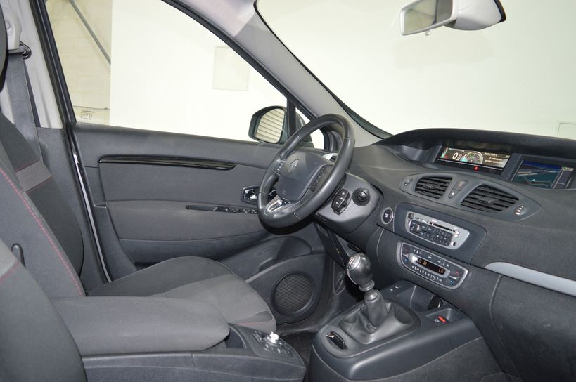 RENAULT SCENIC III 2013 - Photo n°21