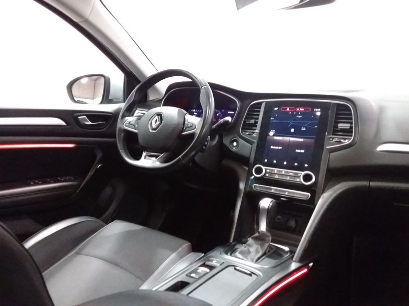 RENAULT MEGANE IV ESTATE 2021 - Photo n°9