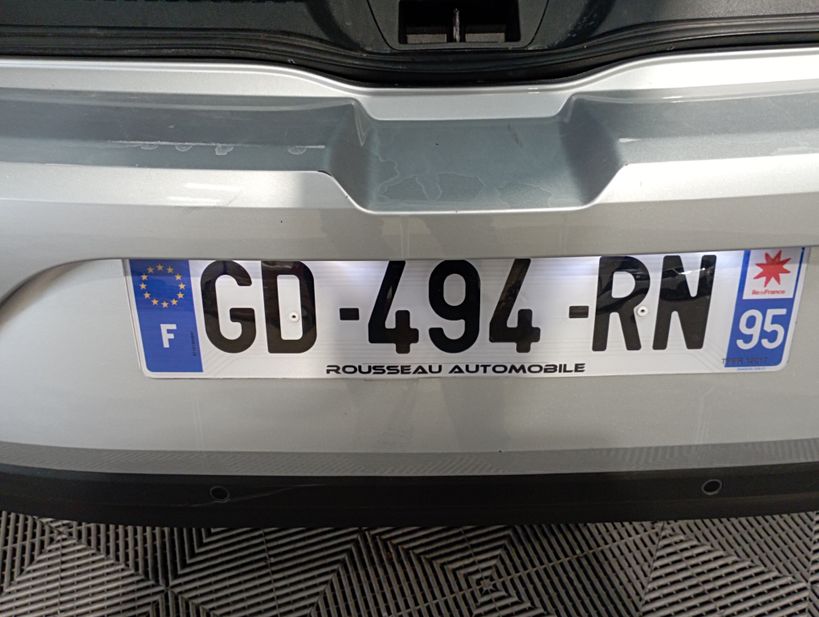 RENAULT MEGANE IV BERLINE 2021 - Photo n°6