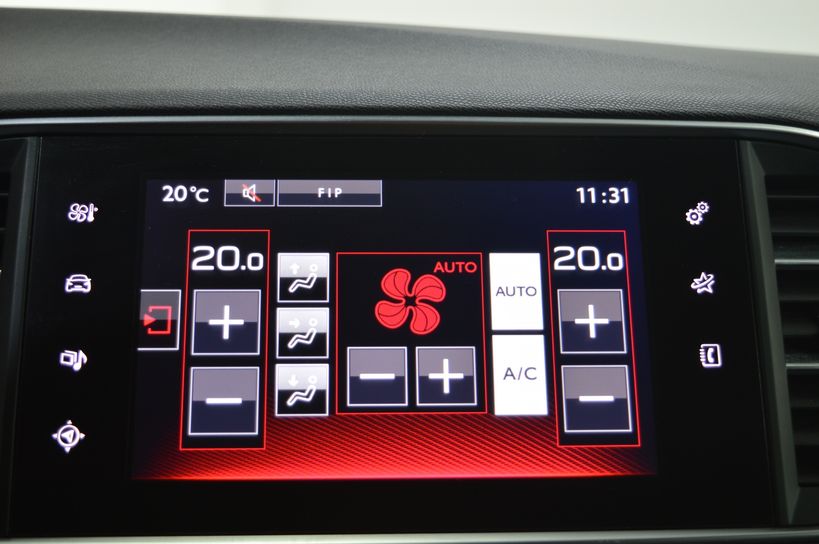 PEUGEOT 308 2015 - Photo n°14