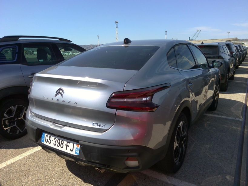 CITROEN C4 X 2023 - Photo n°2