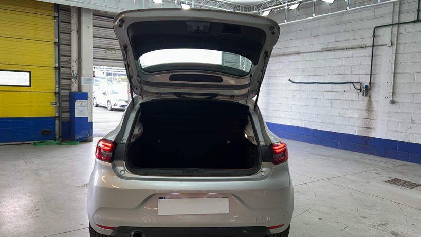 RENAULT CLIO V 2021 - Photo n°14
